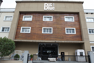 Post with no featured image on post page