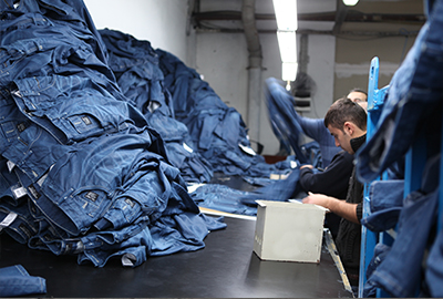 Post with no featured image on post page